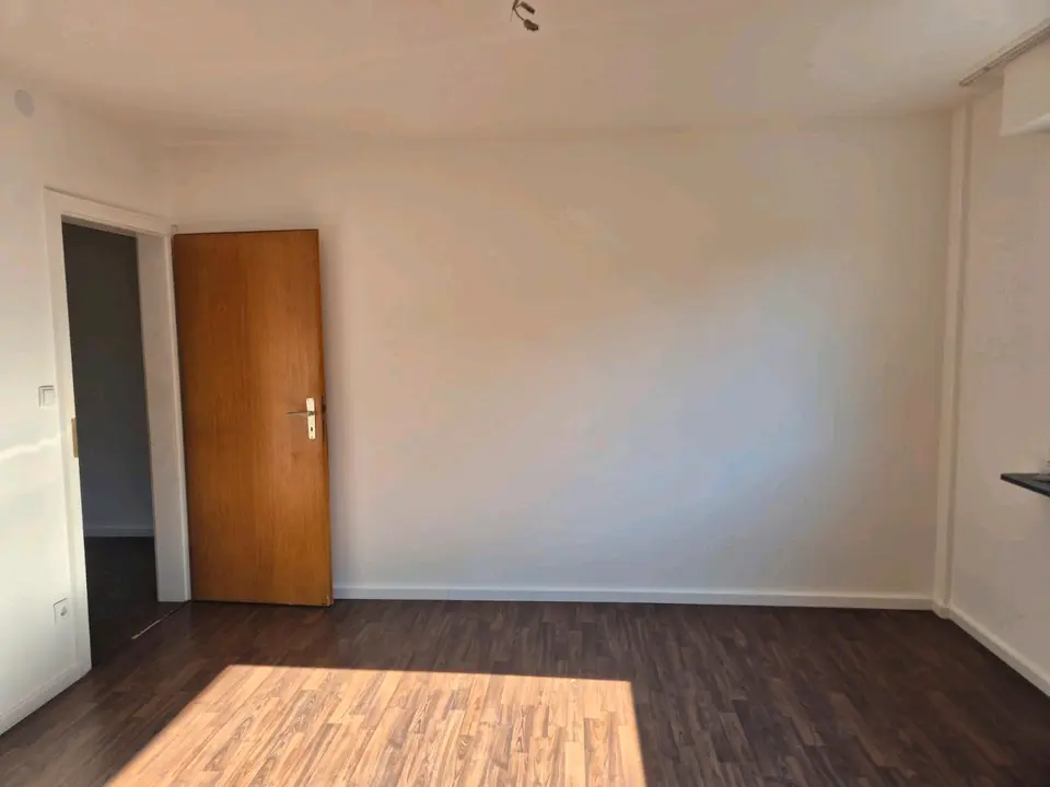 5 Zimmer Wohnung mit 89 m² in Marburg – Bild 2