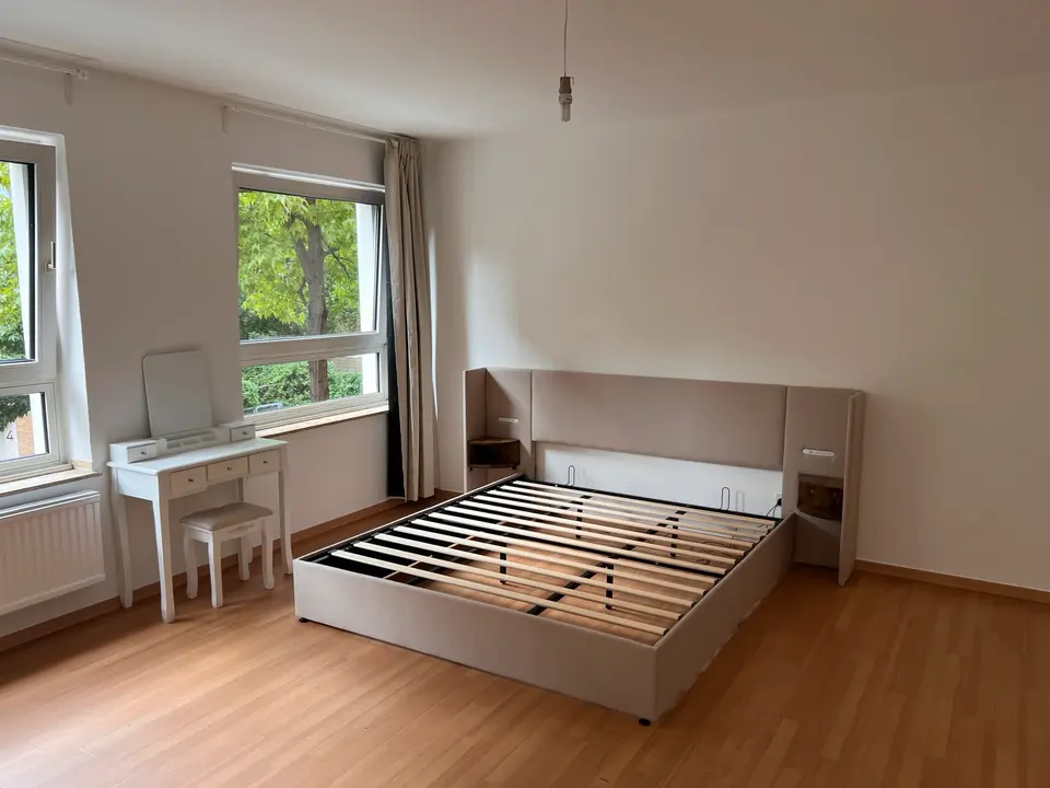 WG-Zimmer mit 80 m² in Düsseldorf – Bild 6