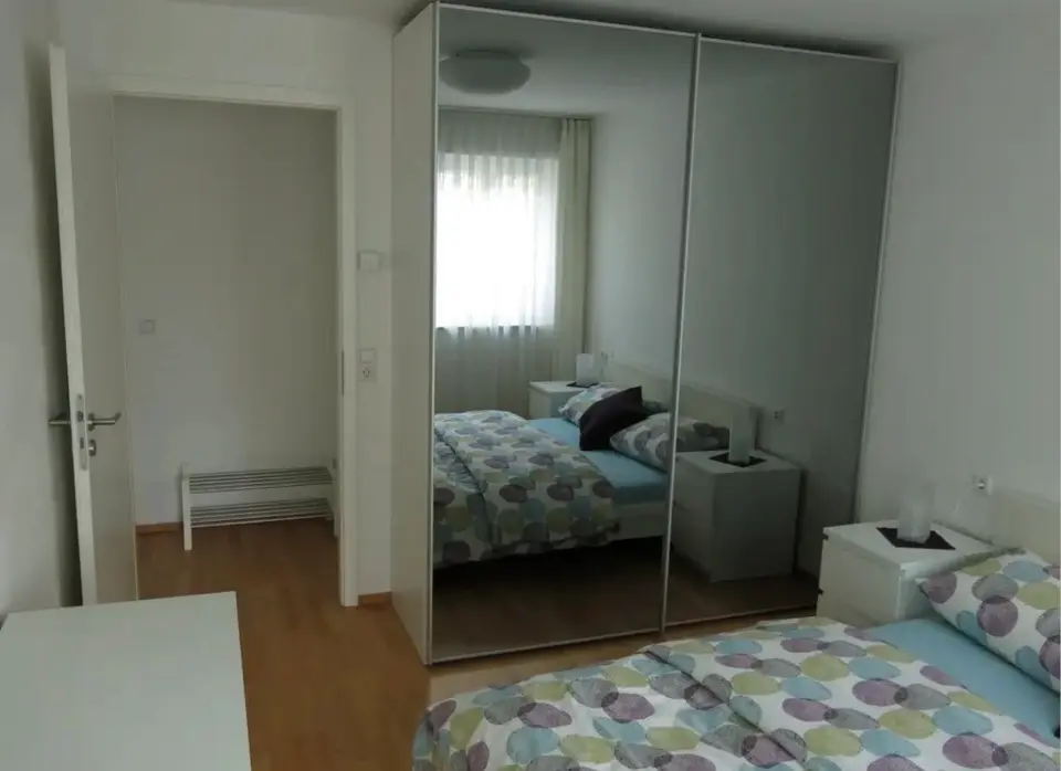 WG-Zimmer mit 61 m² in Erlangen – Bild 9