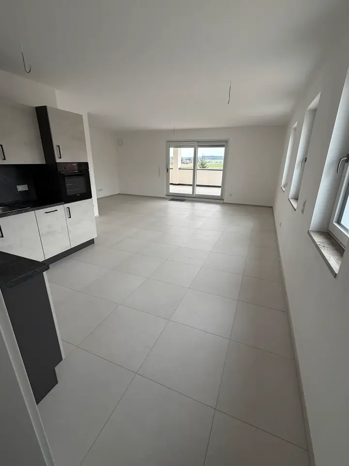 3 Zimmer Wohnung mit 109 m² in Regensburg – Bild 1