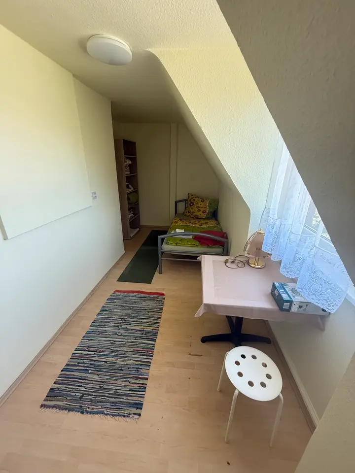 2 Zimmer Wohnung mit 9 m² in Karlsruhe – Bild 1