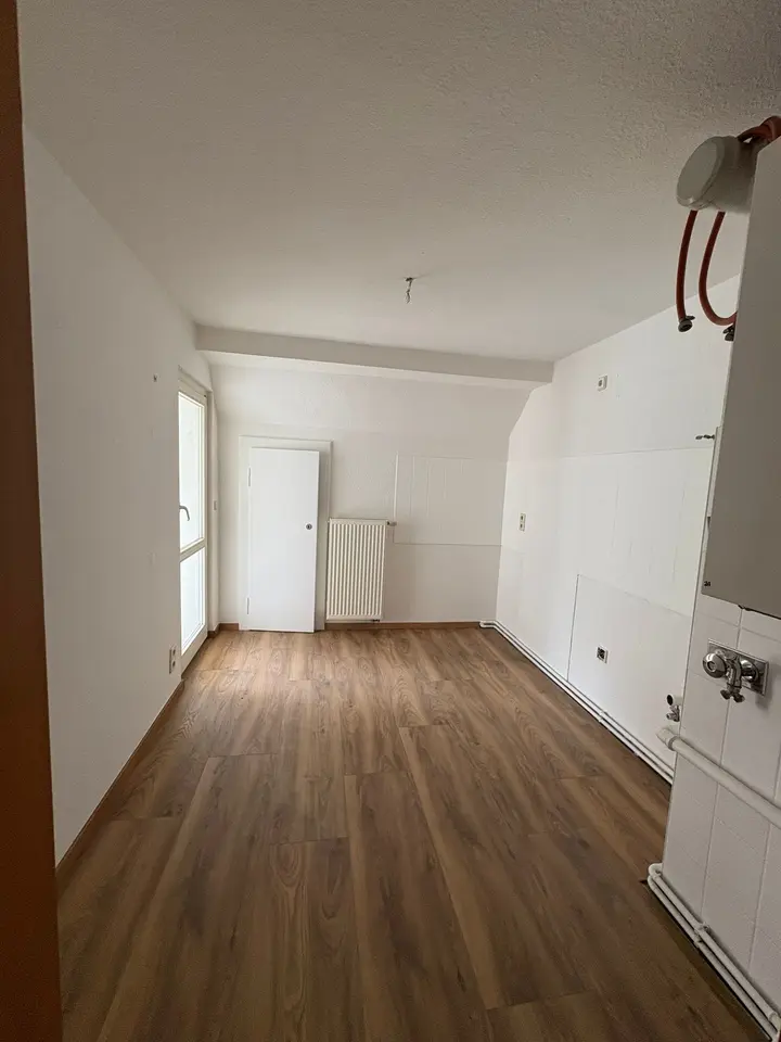 2 Zimmer Wohnung mit 77 m² in Plauen – Bild 7