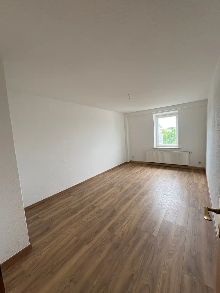2 Zimmer Wohnung mit 77 m² in Plauen – Bild 9