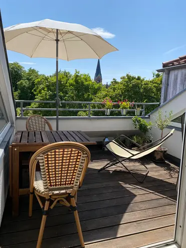 4 Zimmer Wohnung mit 115 m² in Stuttgart – Bild 2