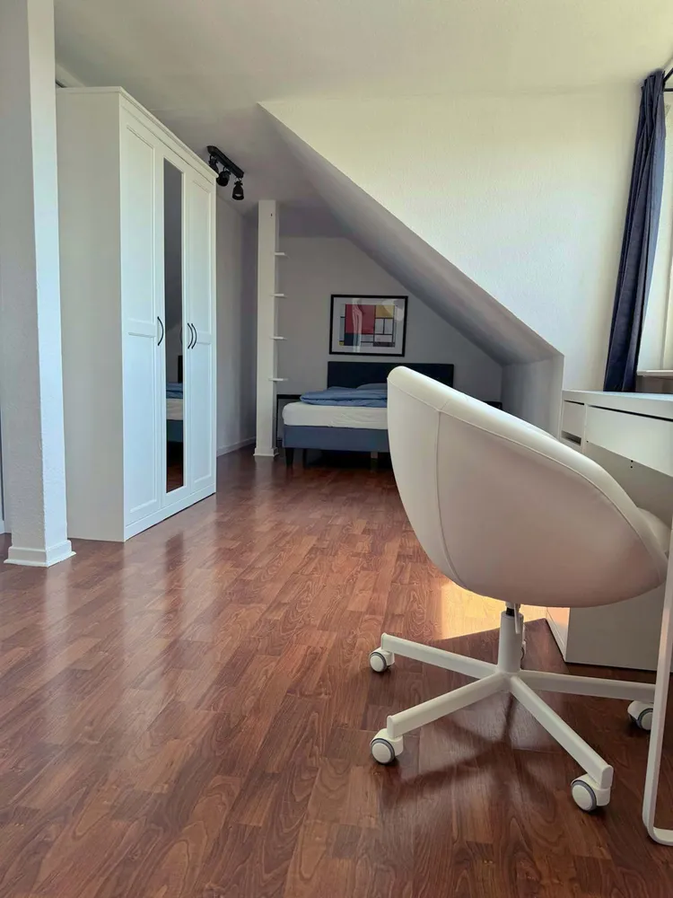 WG-Zimmer mit 20 m² in Düsseldorf – Bild 1