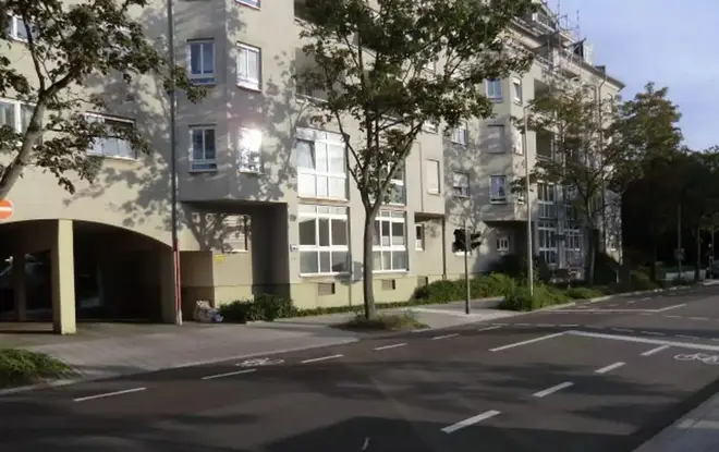 2 Zimmer Wohnung mit 60 m² in Karlsruhe – Bild 3