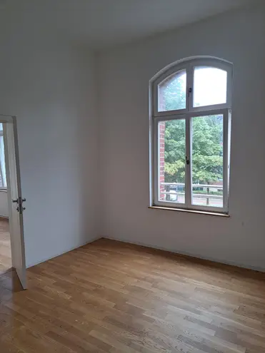 4 Zimmer Wohnung mit 109 m² in Krefeld – Bild 2