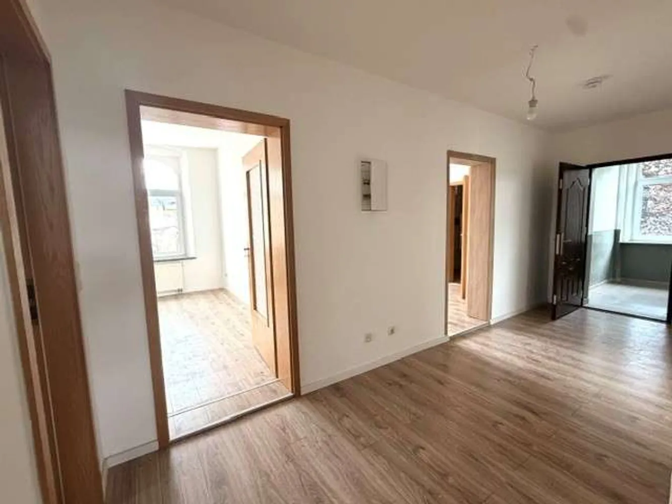 4 Zimmer Wohnung mit 94 m² in Plauen – Bild 11