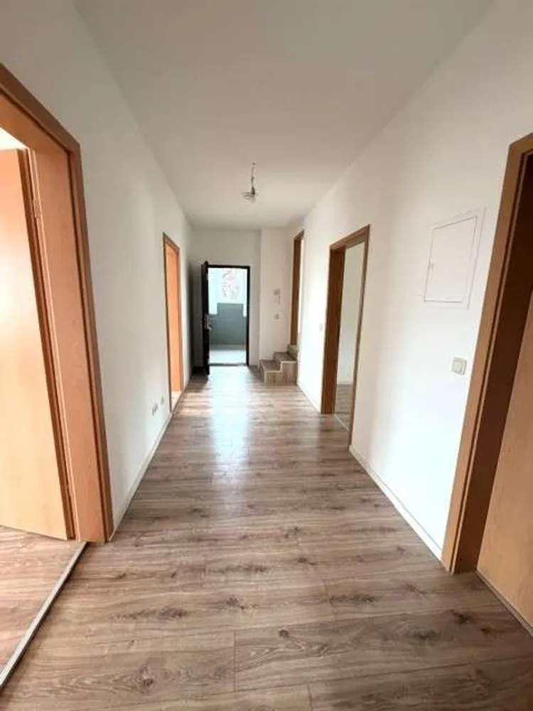 4 Zimmer Wohnung mit 94 m² in Plauen – Bild 12