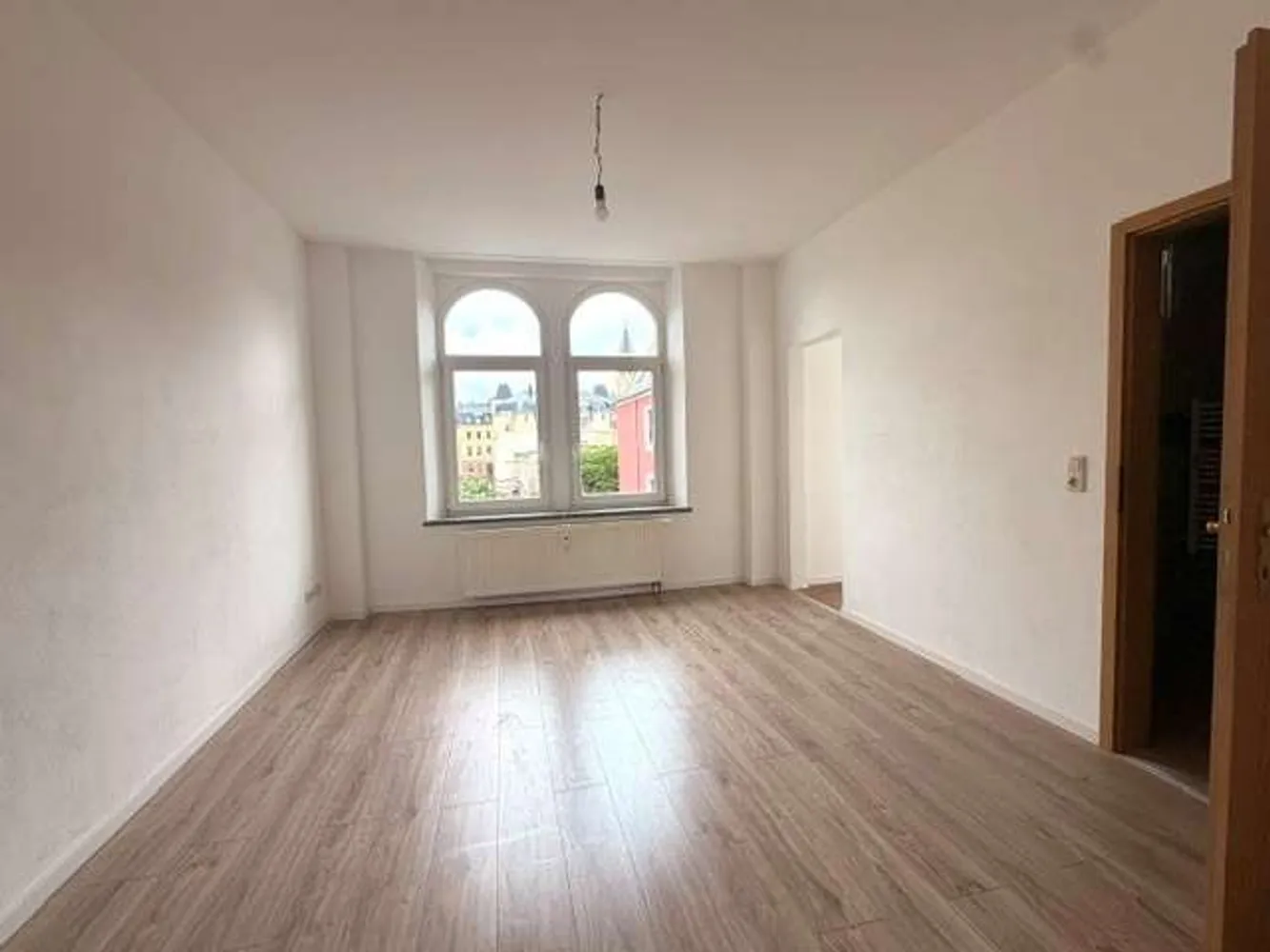 4 Zimmer Wohnung mit 94 m² in Plauen – Bild 4
