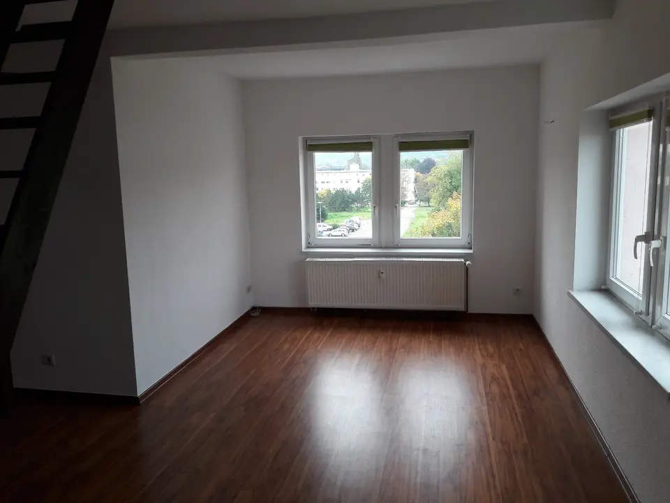 4 Zimmer Wohnung mit 100 m² in Gera – Bild 3
