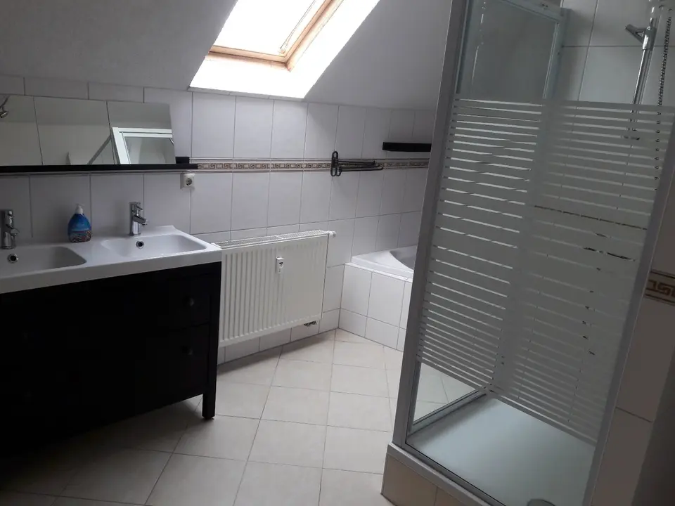 4 Zimmer Wohnung mit 100 m² in Gera – Bild 7