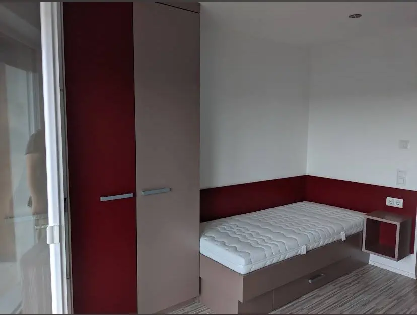 WG-Zimmer mit 28 m² in Erding – Bild 1