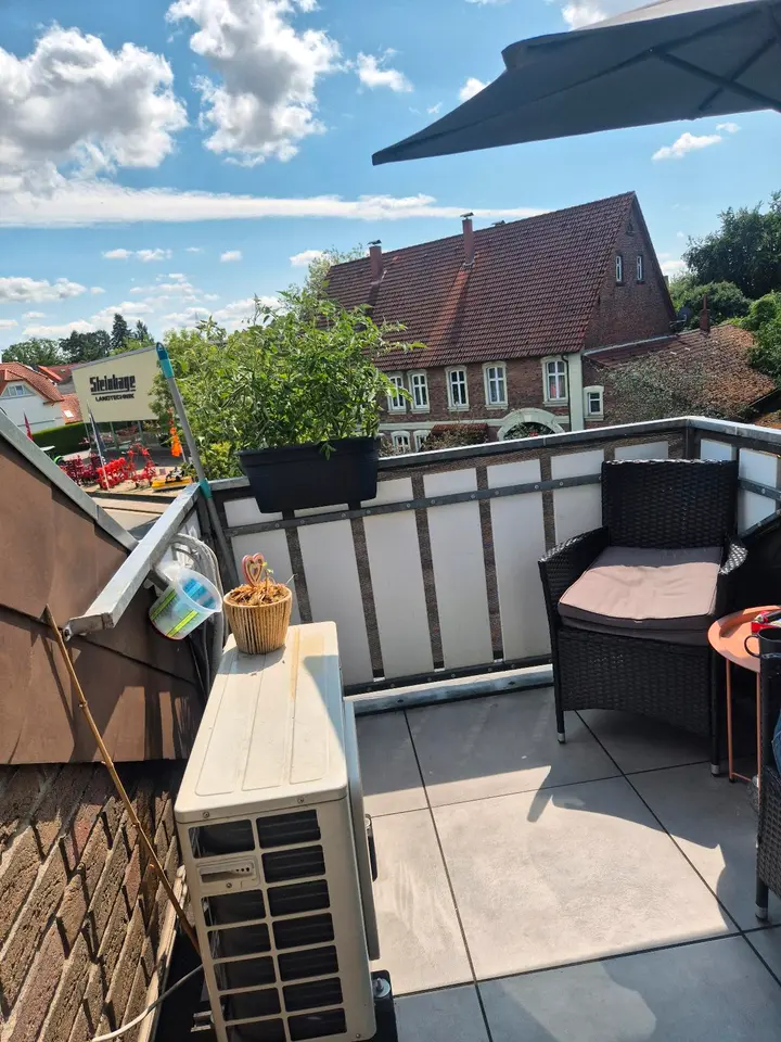 4 Zimmer Wohnung mit 102 m² in Detmold – Bild 2