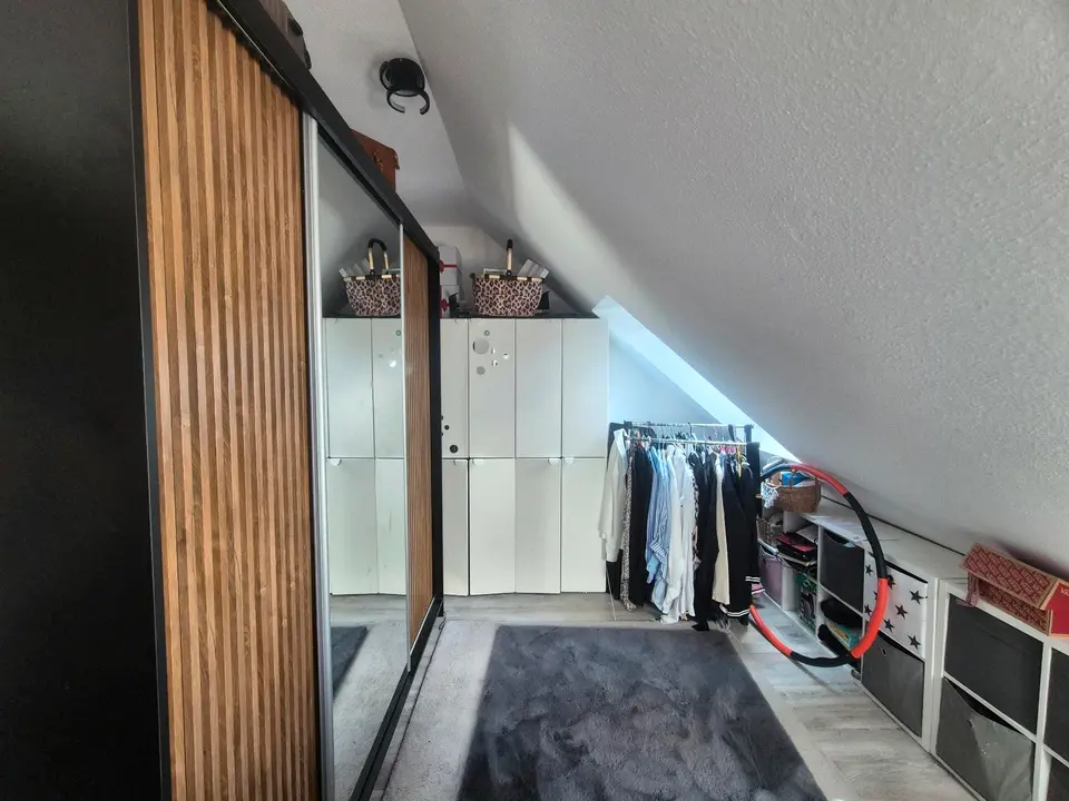 4 Zimmer Wohnung mit 102 m² in Detmold – Bild 9