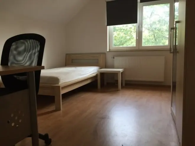 10 Zimmer Wohnung mit 20 m² in Aachen – Bild 5