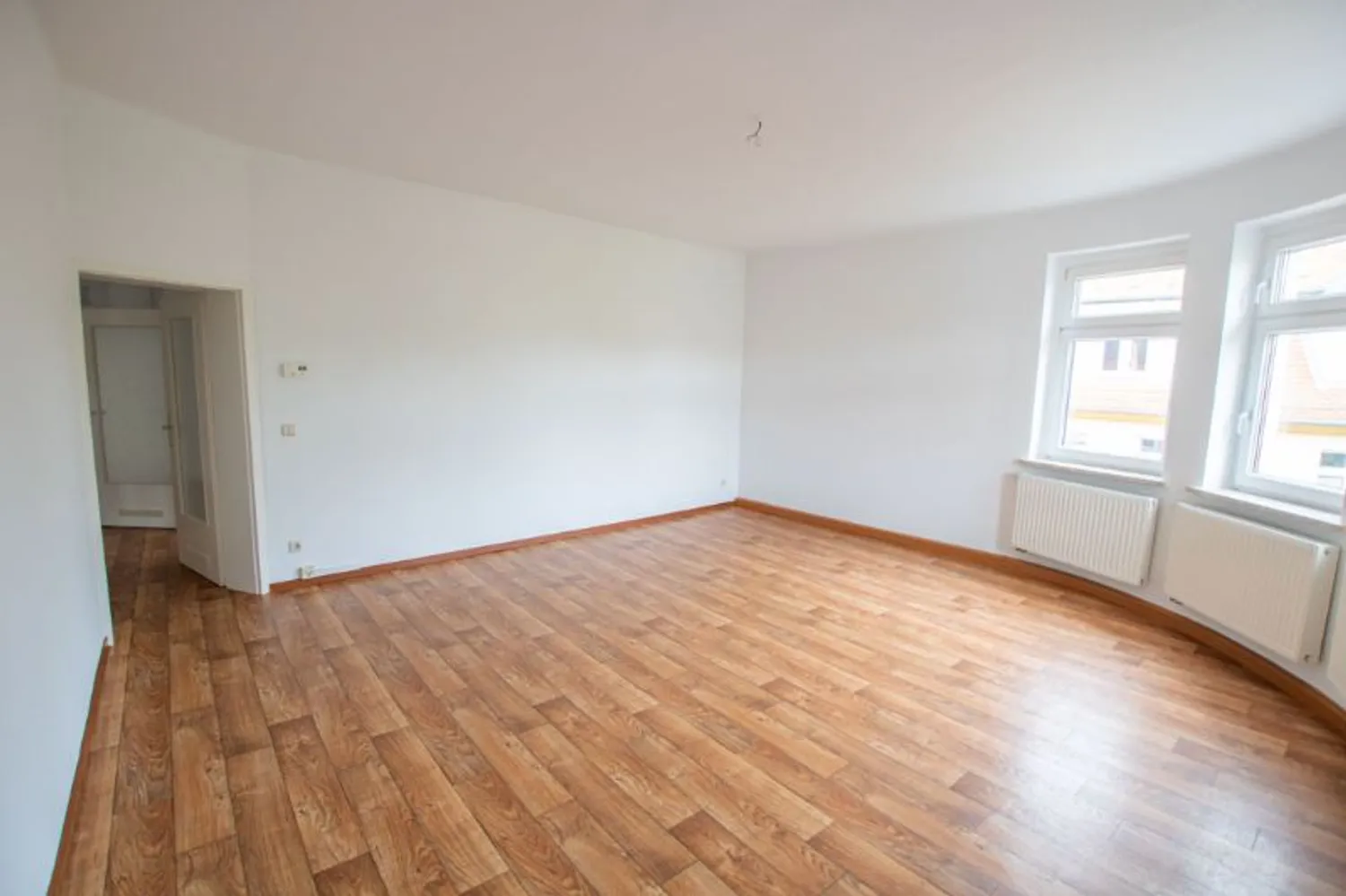 2 Zimmer Wohnung mit 85 m² in Halle (Saale) – Bild 1