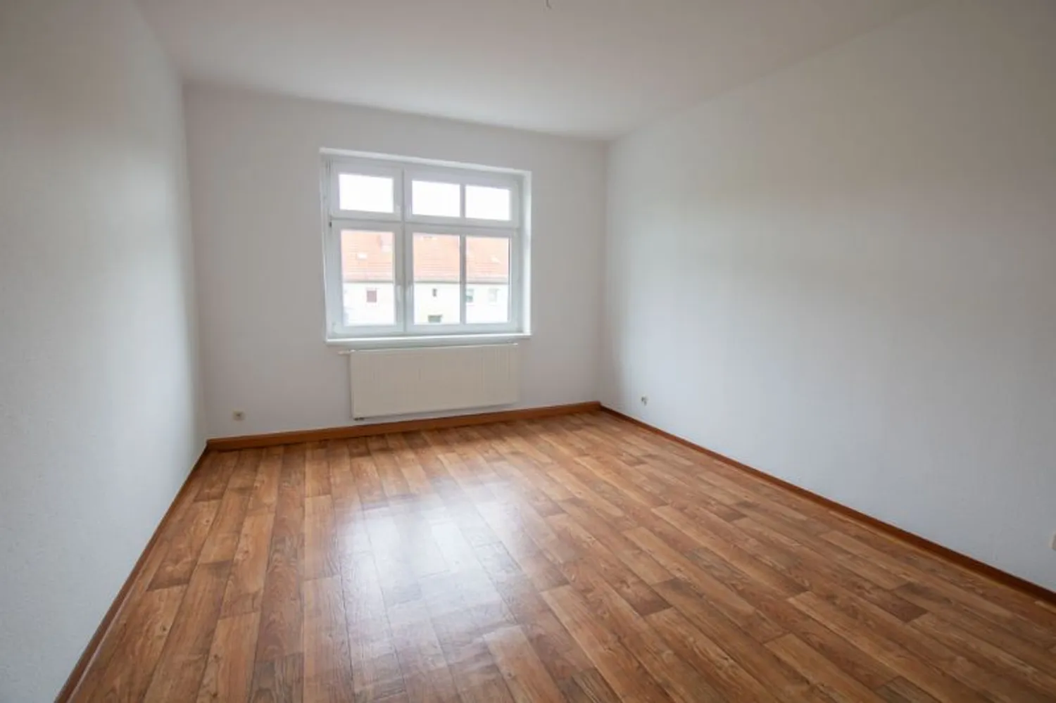 2 Zimmer Wohnung mit 85 m² in Halle (Saale) – Bild 3