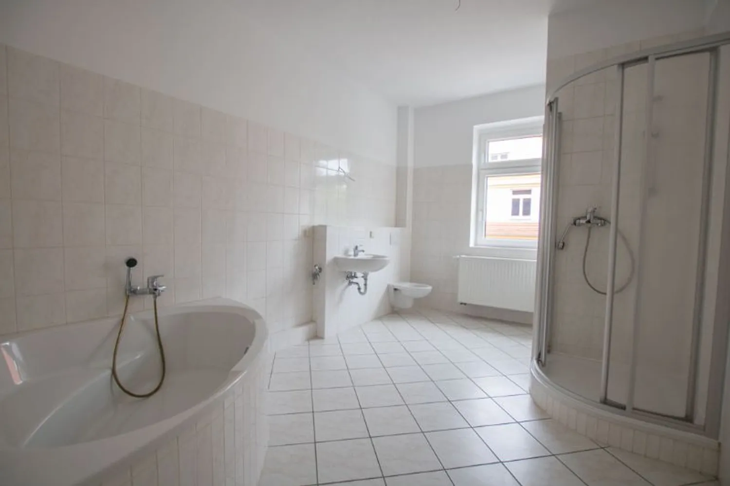 2 Zimmer Wohnung mit 85 m² in Halle (Saale) – Bild 7