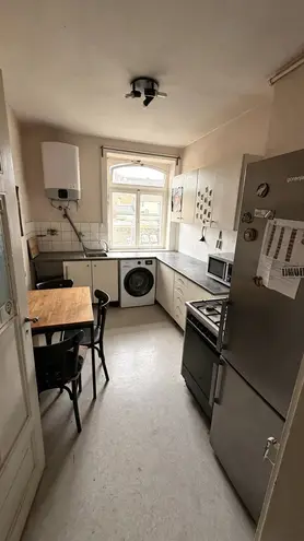 WG-Zimmer mit 30 m² in Wiesbaden – Bild 3