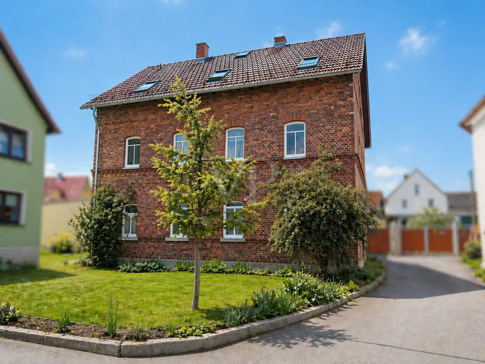 8 Zimmer Haus mit 210 m² in Weimar – Bild 2