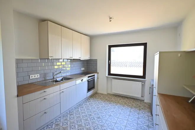 8 Zimmer Haus mit 208 m² in Würzburg – Bild 8