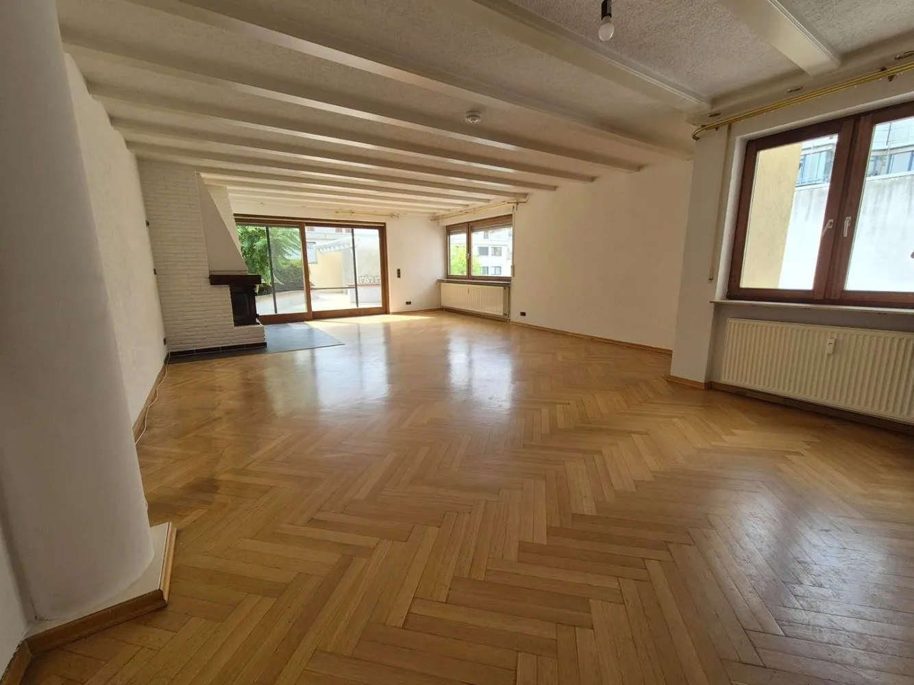 5 Zimmer Wohnung mit 150 m² in Darmstadt – Bild 1