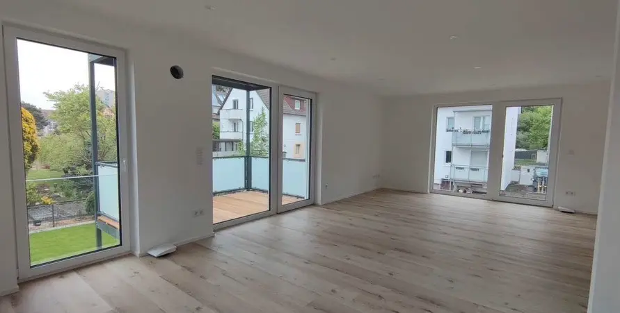 3 Zimmer Wohnung mit 94 m² in Offenbach – Bild 2