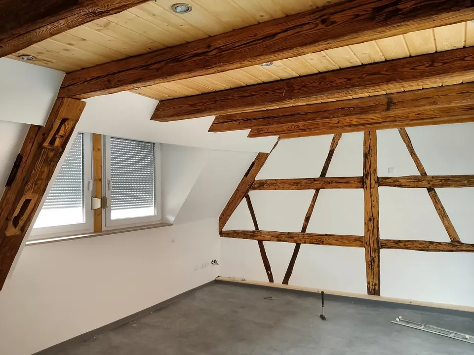 4 Zimmer Wohnung mit 120 m² in Würzburg – Bild 1
