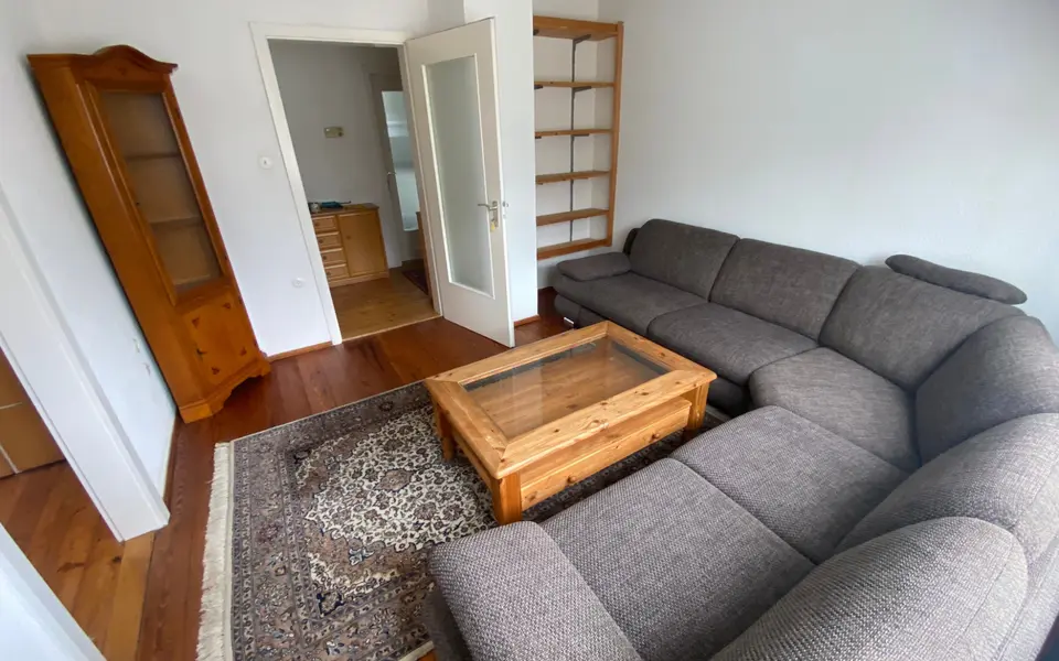 WG-Zimmer mit 60 m² in Stuttgart – Bild 1