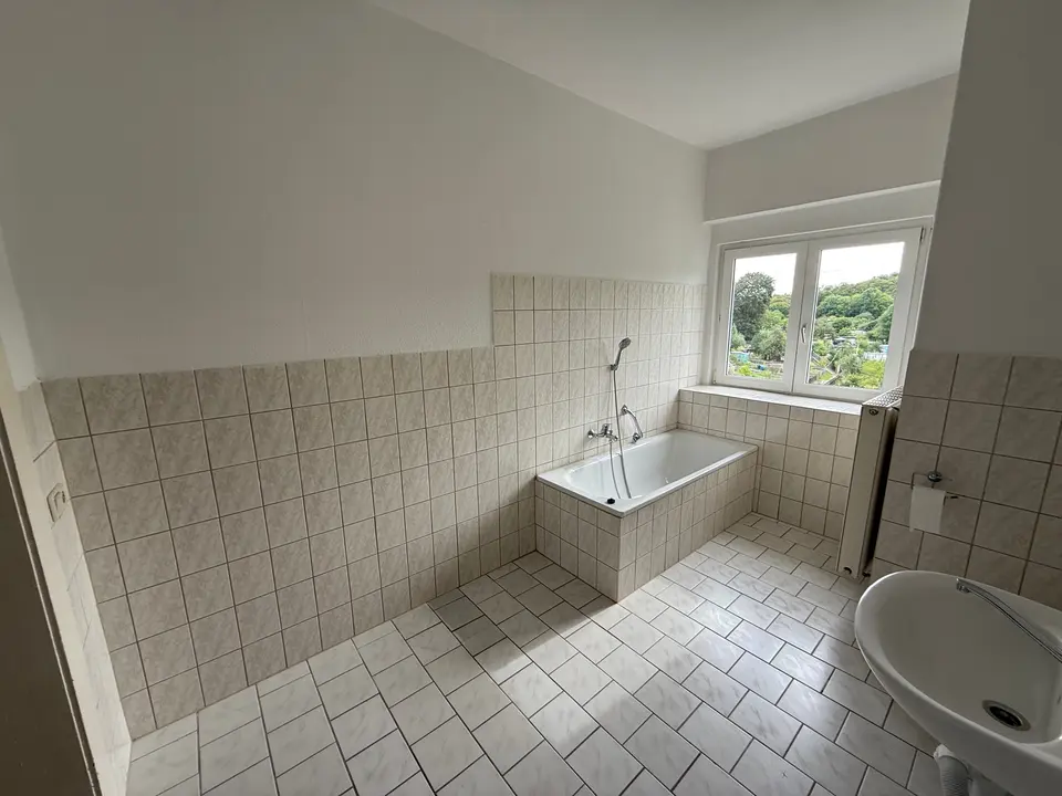 2 Zimmer Wohnung mit 54 m² in Plauen – Bild 3