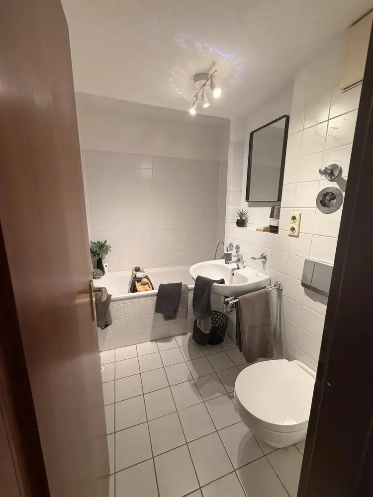 2 Zimmer Wohnung mit 50 m² in Neuss – Bild 2