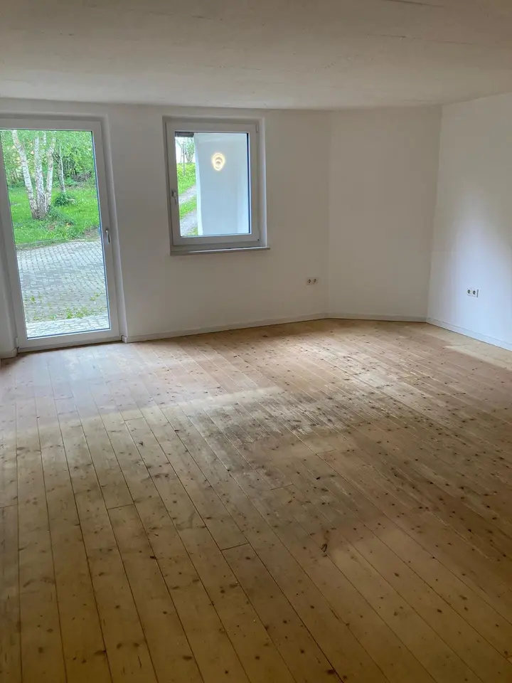 7 Zimmer Wohnung mit 220 m² in Kempten – Bild 1