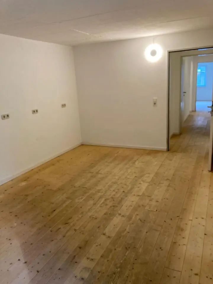 7 Zimmer Wohnung mit 220 m² in Kempten – Bild 6