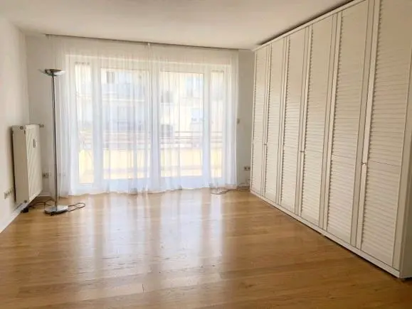 7 Zimmer Wohnung mit 171 m² in Kaiserslautern – Bild 3