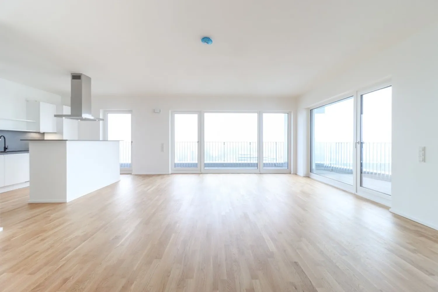 5 Zimmer Wohnung mit 188 m² in Frankfurt am Main – Bild 1