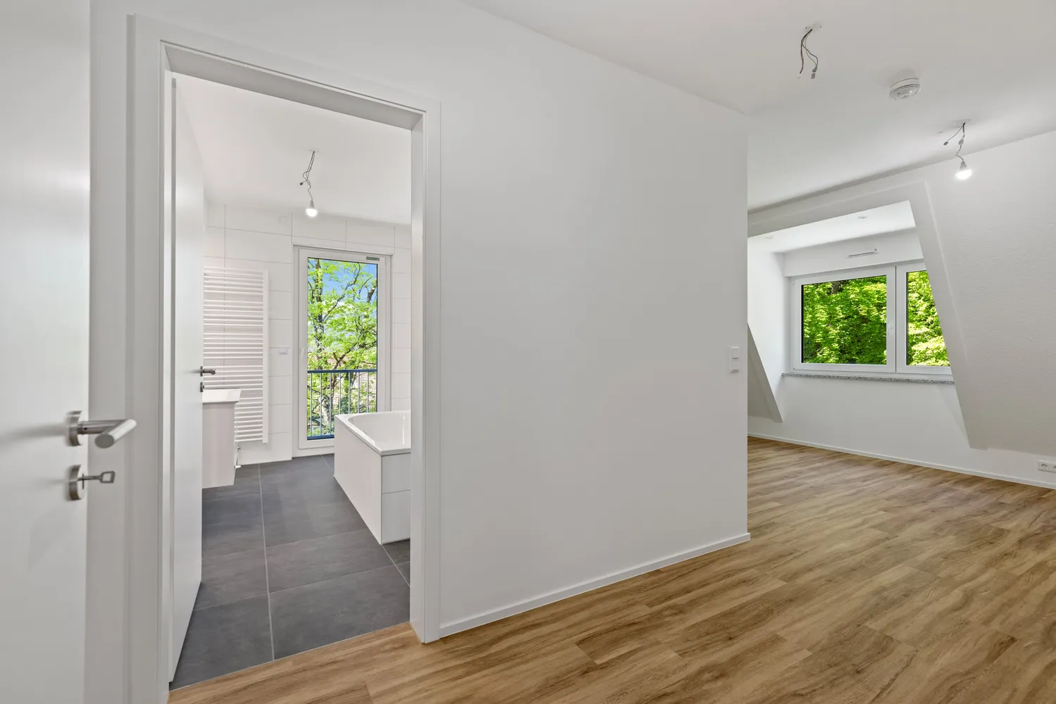 4 Zimmer Wohnung mit 158 m² in Augsburg – Bild 9
