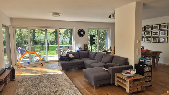 5 Zimmer Haus mit 230 m² in Erlangen – Bild 1