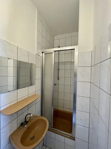 2 Zimmer Wohnung mit 16 m² in Duisburg – Bild 6