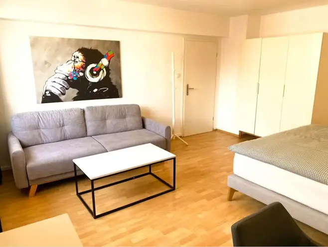 WG-Zimmer mit 30 m² in Frankfurt am Main – Bild 2