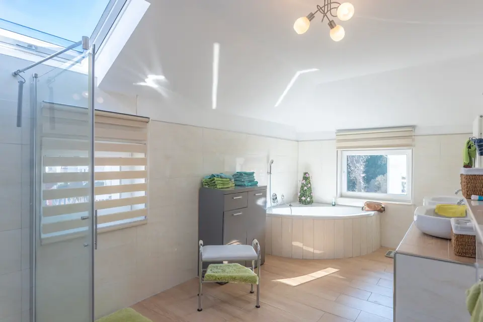 4 Zimmer Wohnung mit 190 m² in Koblenz – Bild 5