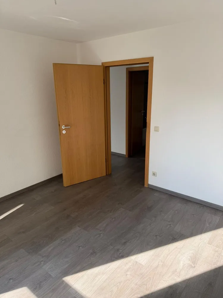 2 Zimmer Wohnung mit 56 m² in Baden-Baden – Bild 2