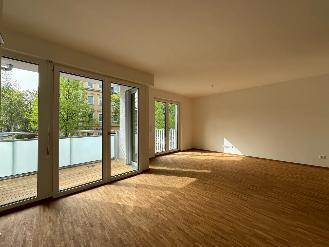 2 Zimmer Wohnung mit 58 m² in Dresden – Bild 2