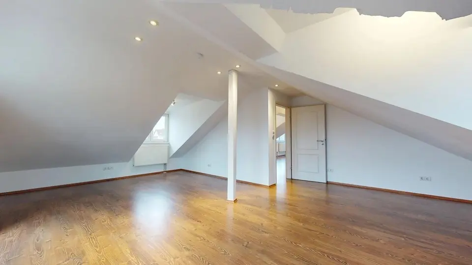 3 Zimmer Wohnung mit 98 m² in Erlangen – Bild 7