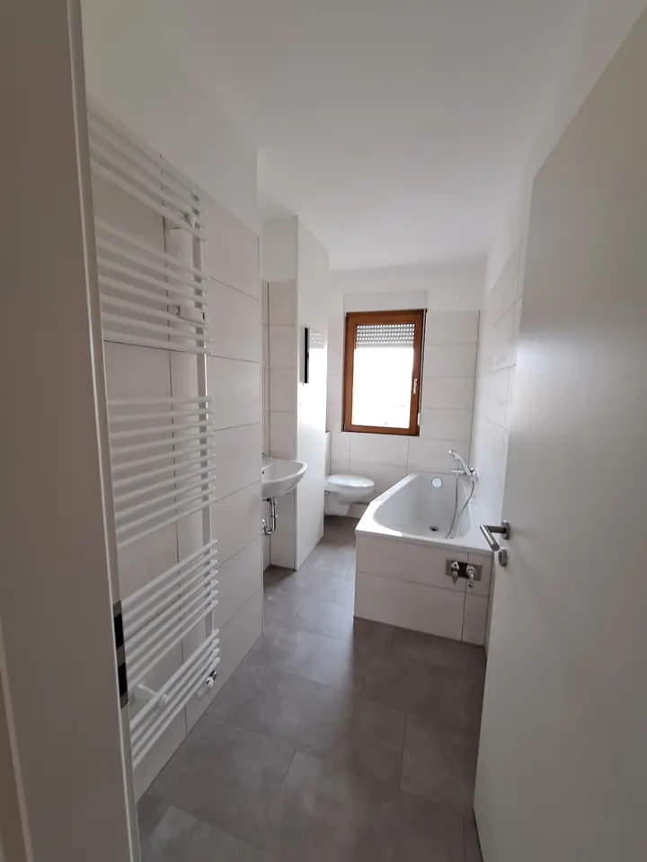 3 Zimmer Wohnung mit 60 m² in Eisenach – Bild 4