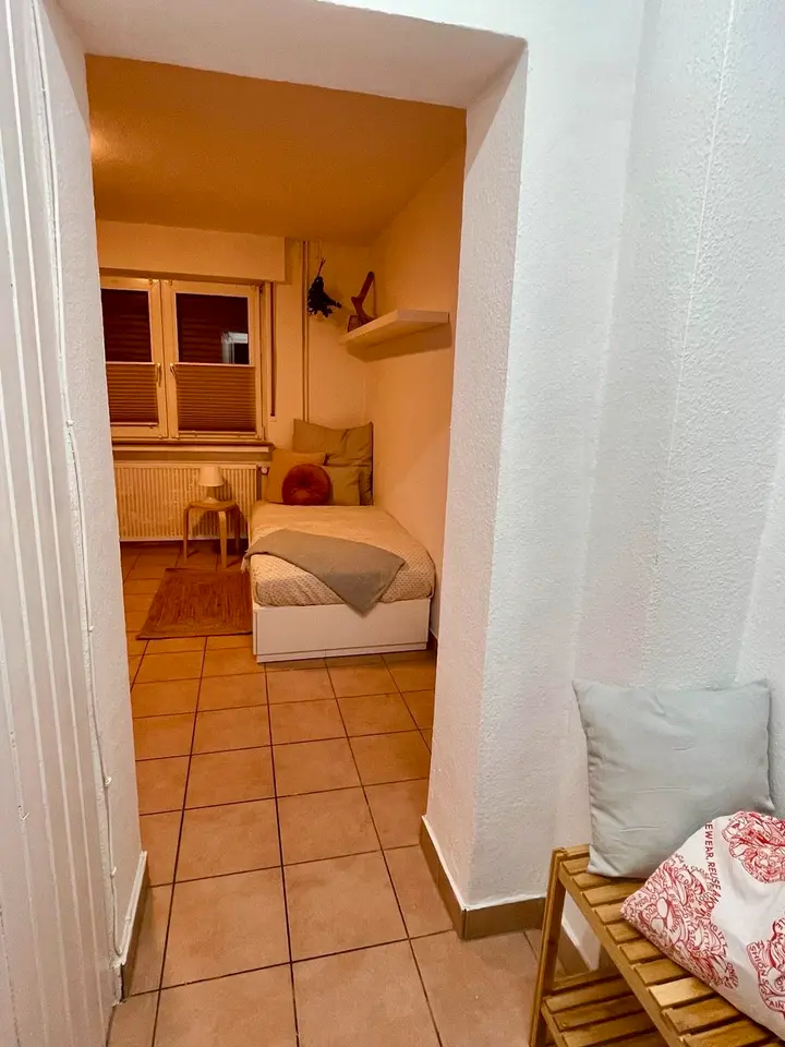 2 Zimmer Wohnung mit 24 m² in Bonn – Bild 1