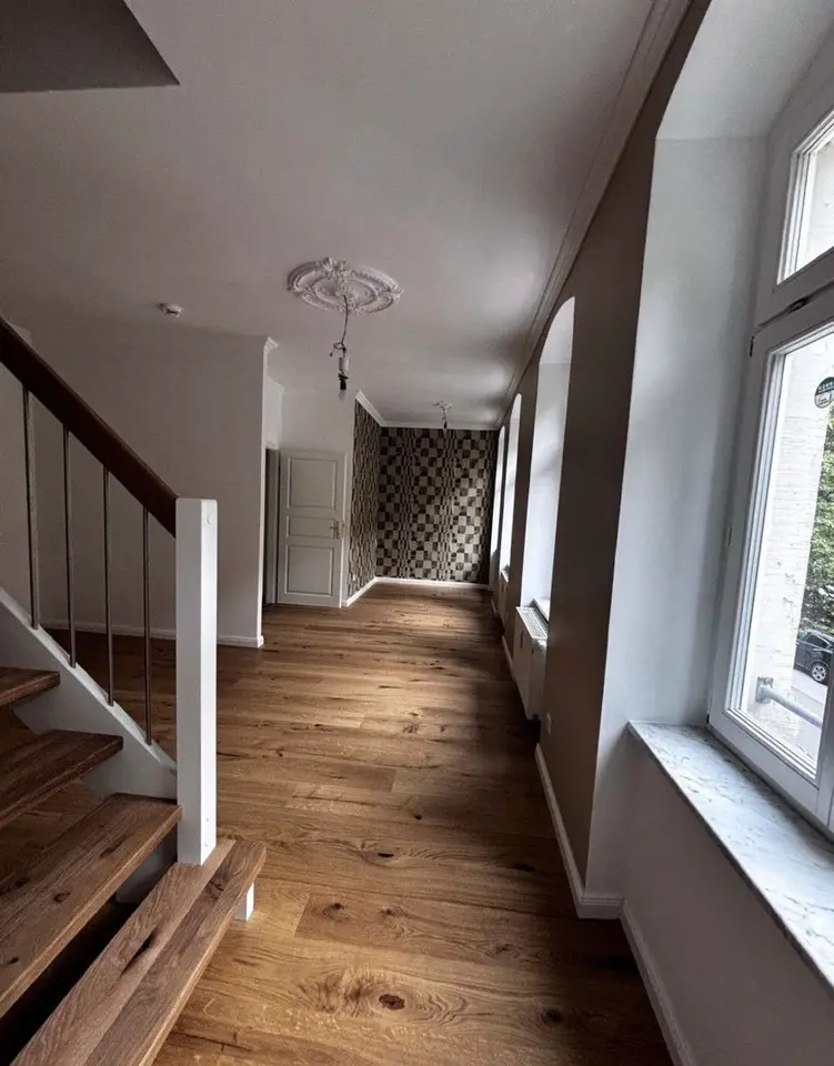 5 Zimmer Wohnung mit 125 m² in Limbach-Oberfrohna – Bild 3