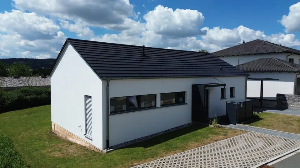 2 Zimmer Haus mit 100 m² in Amberg – Bild 2