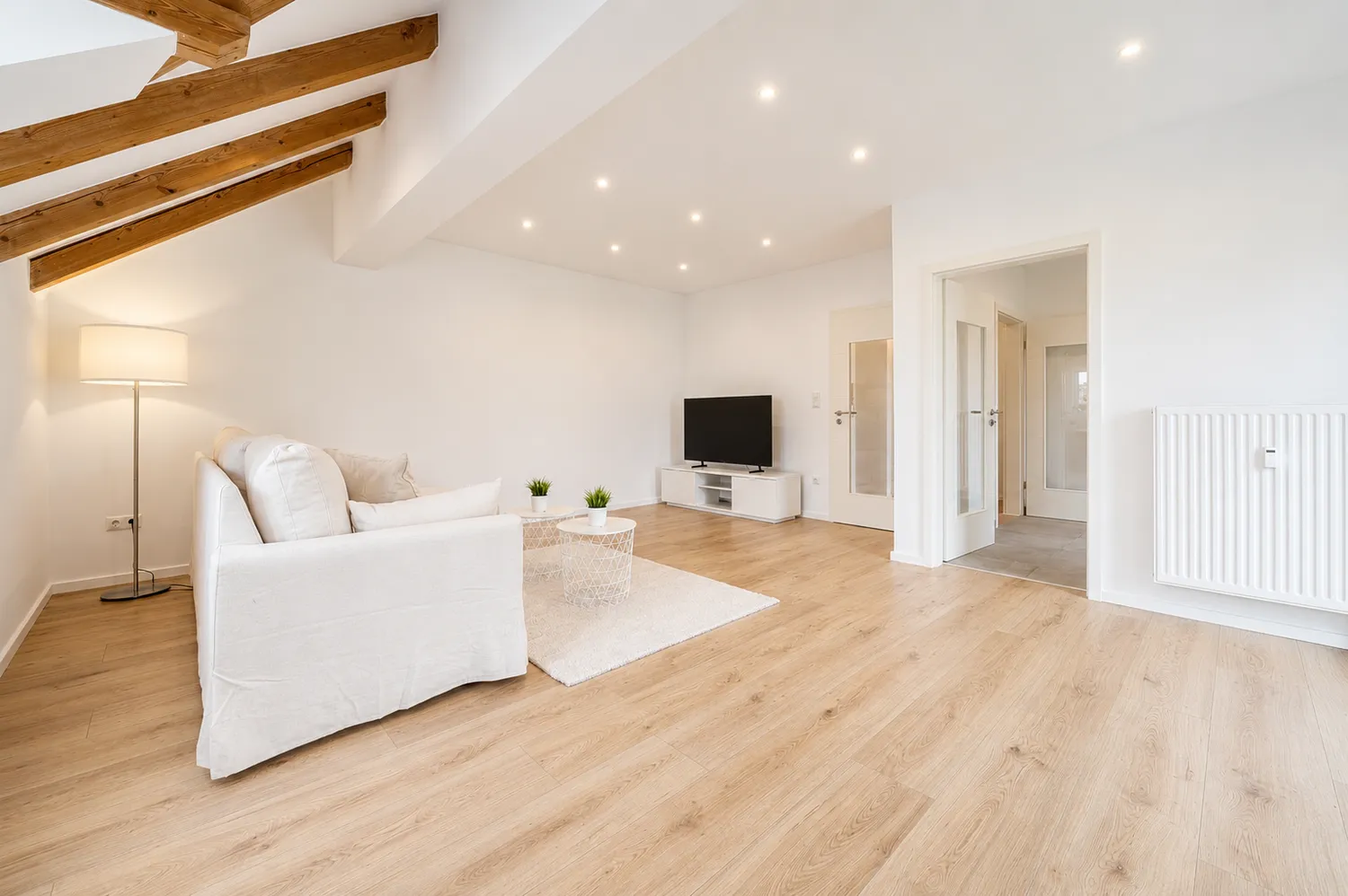 2 Zimmer Wohnung mit 67 m² in Dresden – Bild 3