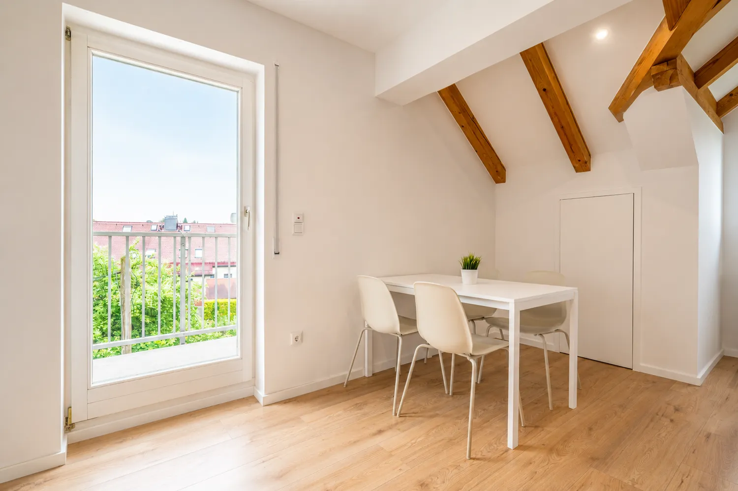 2 Zimmer Wohnung mit 67 m² in Dresden – Bild 7